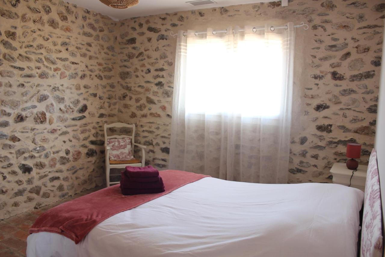 Gite De Charme Pour 10 Personnes Camelas Exterior photo
