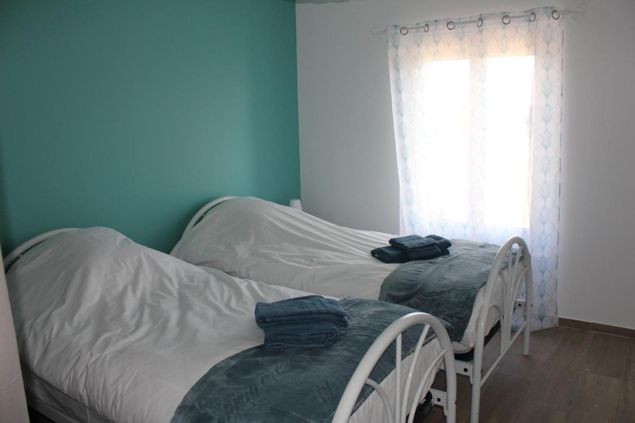 Gite De Charme Pour 10 Personnes Camelas Exterior photo
